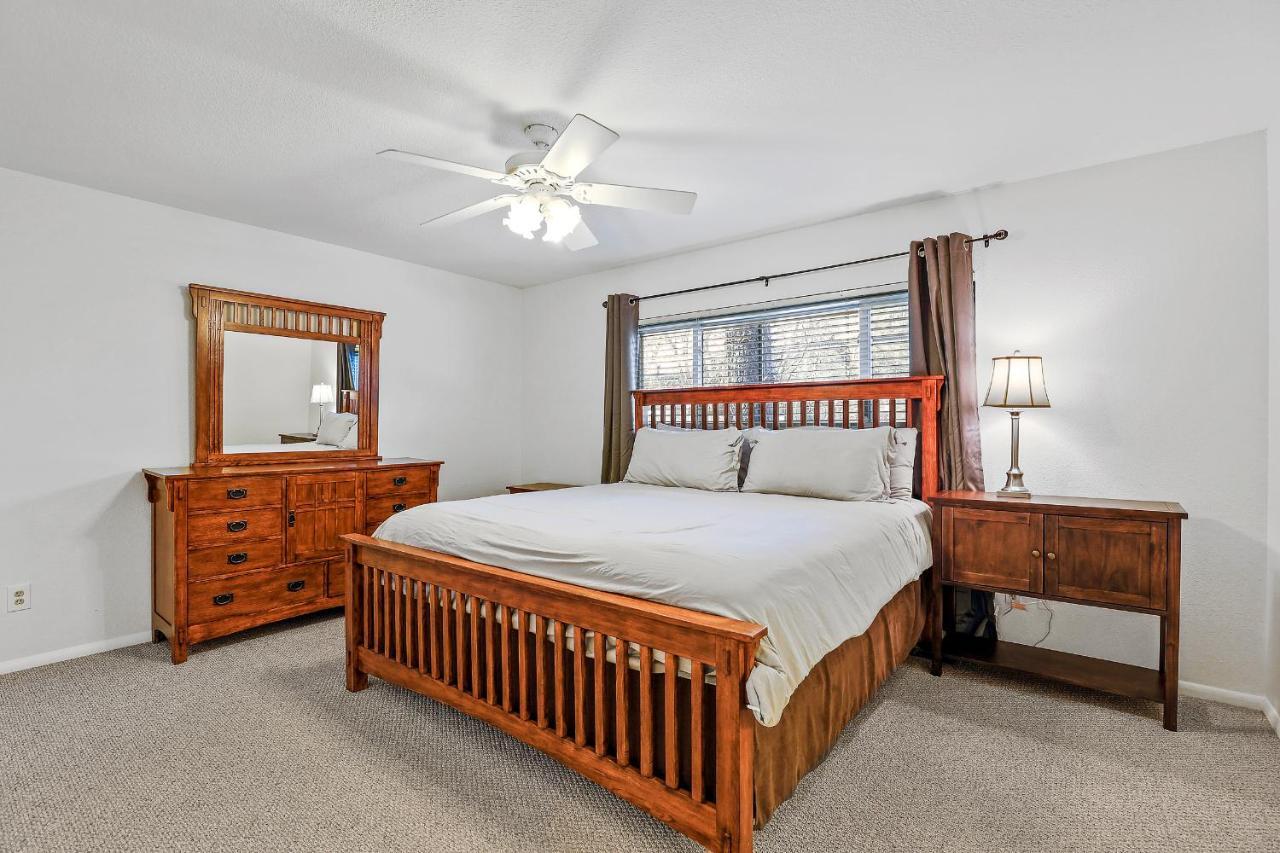 Captivating Continental Country Club Retreat With 4 Bdr And Spacious Deck! Flagstaff Ngoại thất bức ảnh