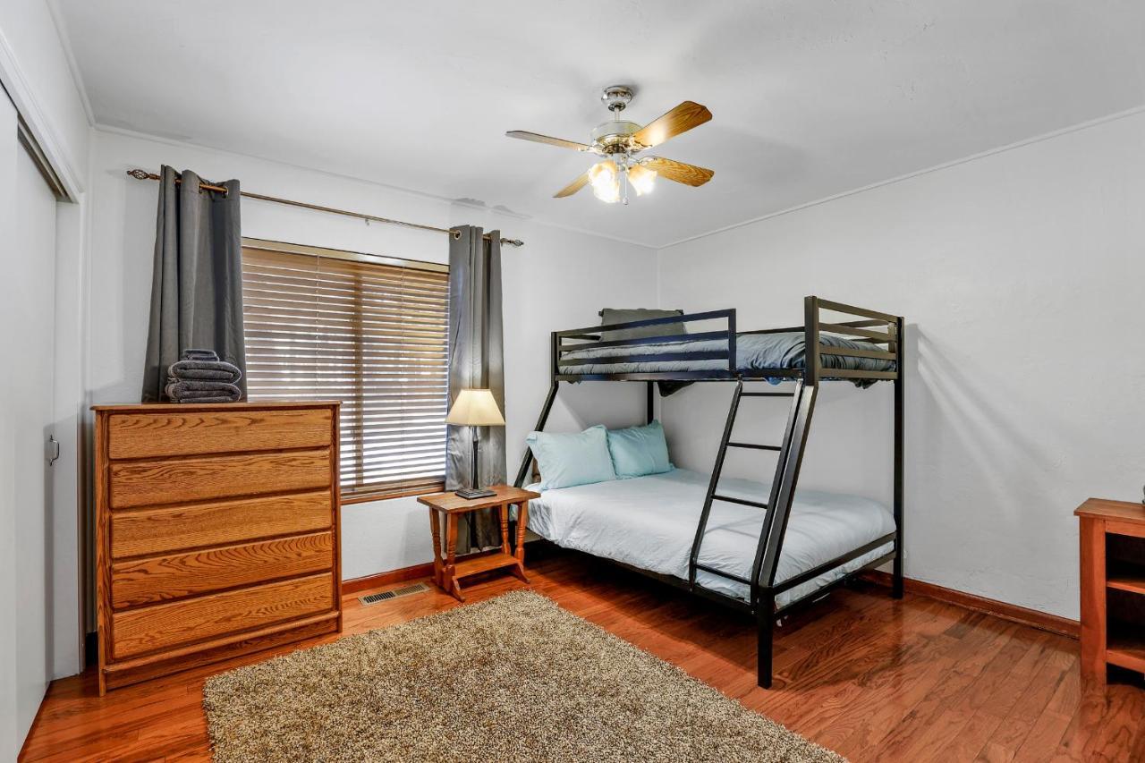 Captivating Continental Country Club Retreat With 4 Bdr And Spacious Deck! Flagstaff Ngoại thất bức ảnh